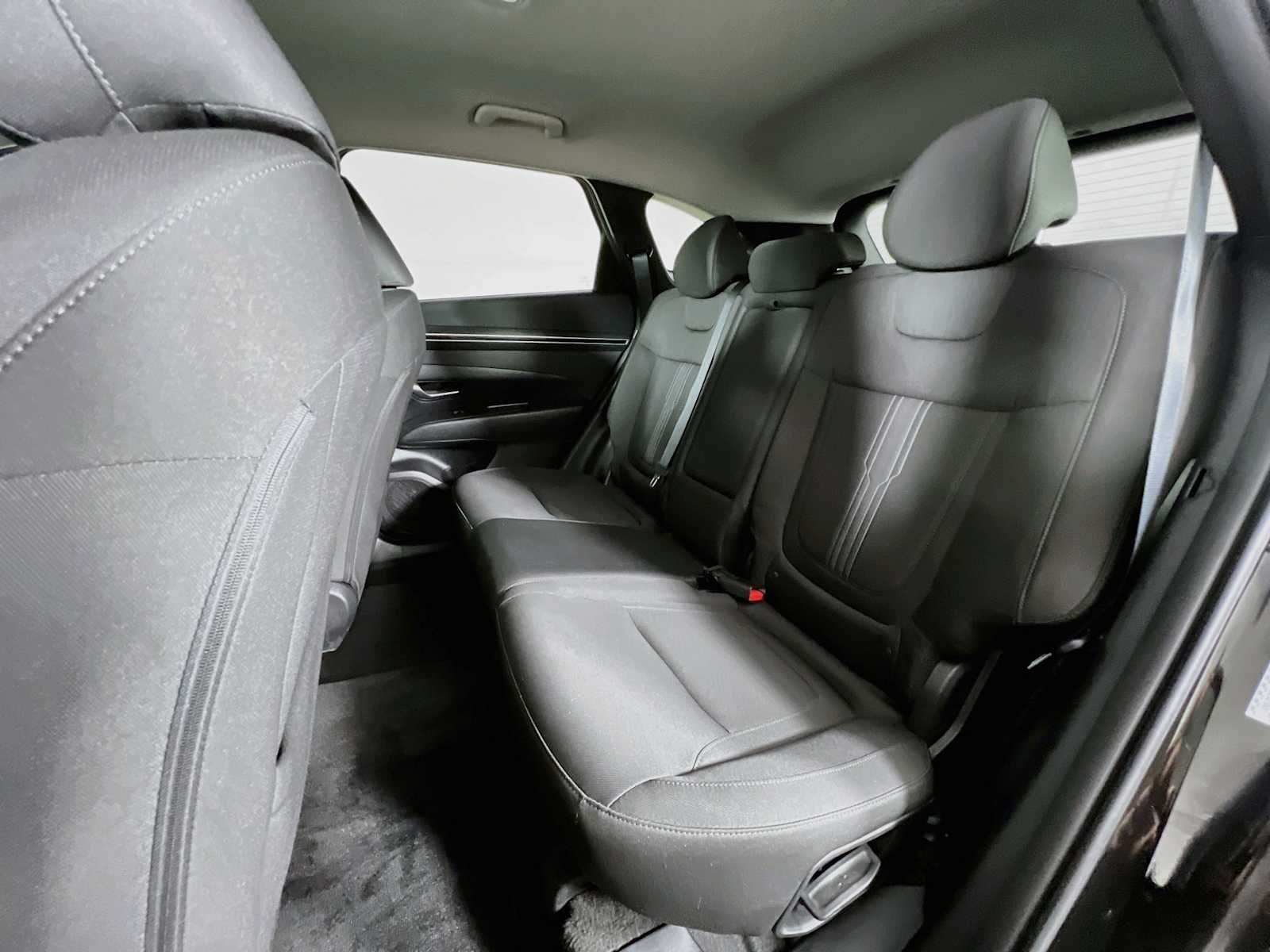 Used 2024 Black Pearl Hyundai SEL image 24