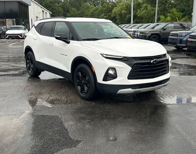 Used 2021 White Chevrolet LT image 1