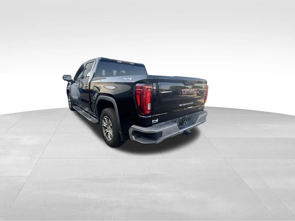 Used 2020 Black GMC SLT image 4