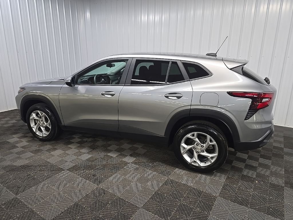Used 2024 Gray Chevrolet LS image 4