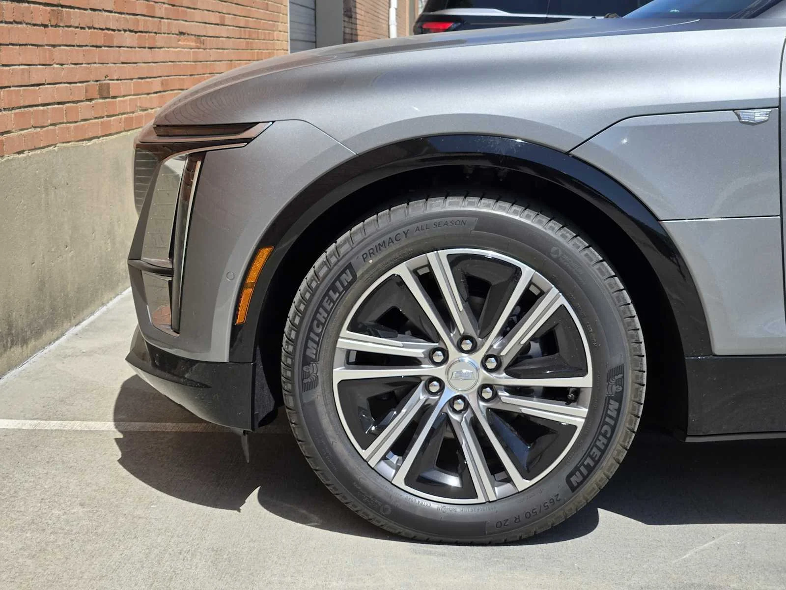 2027 Cadillac LYRIQ Luxury - Photo 6