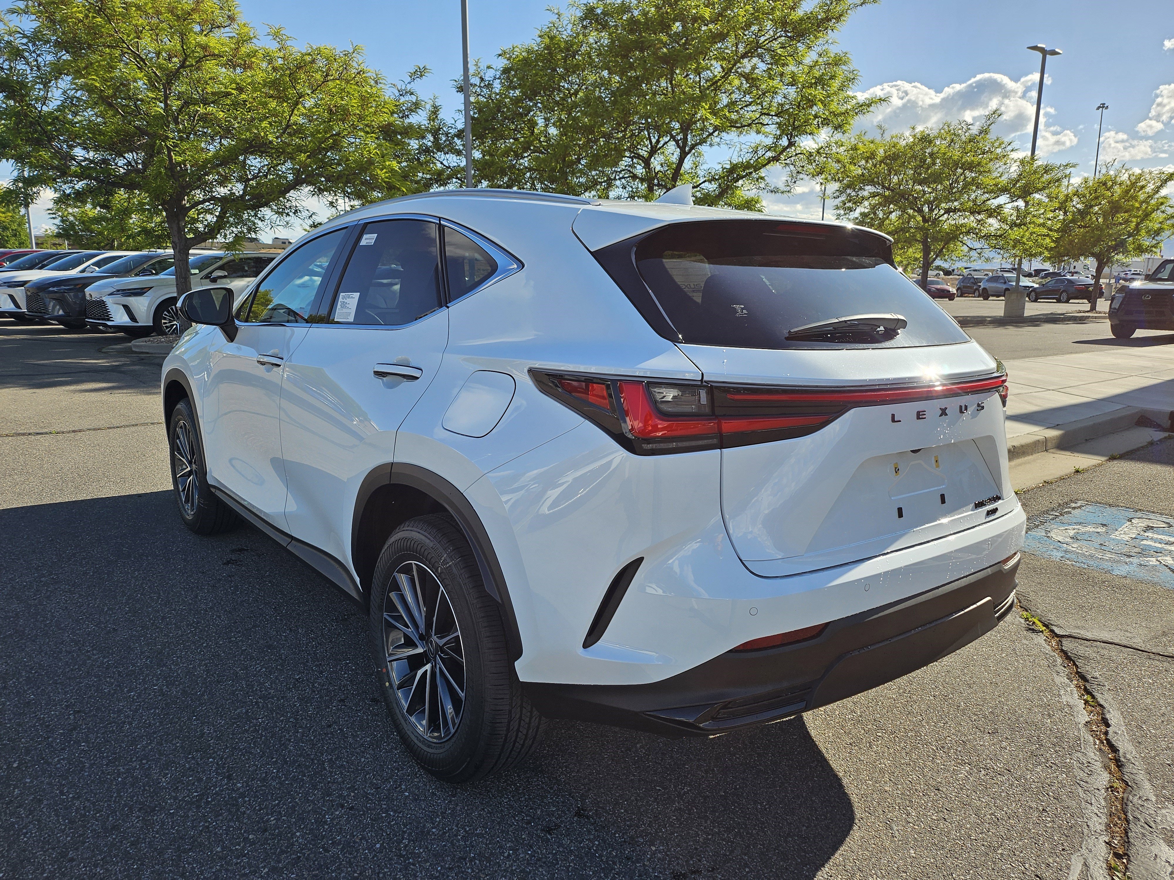 New 2026 Ultra White Lexus PREMIUM image 8