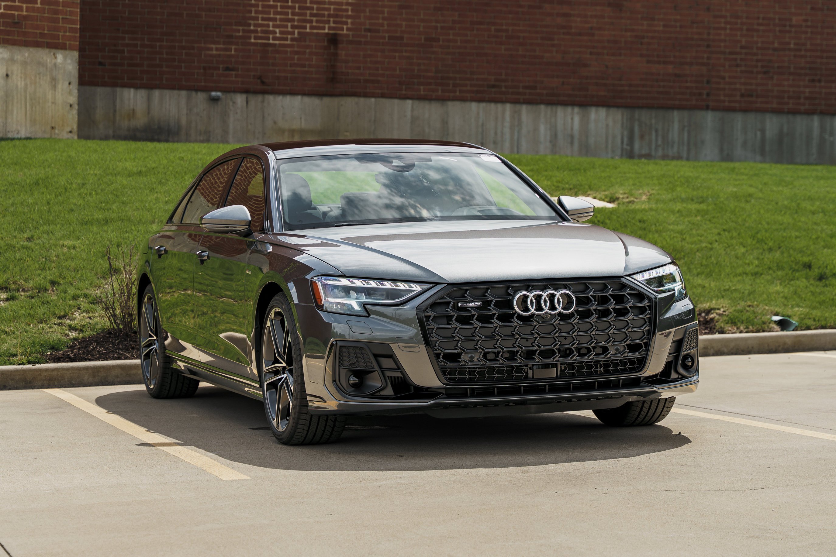 New 2026 Daytona Gray Pearl Effect Audi  image 2