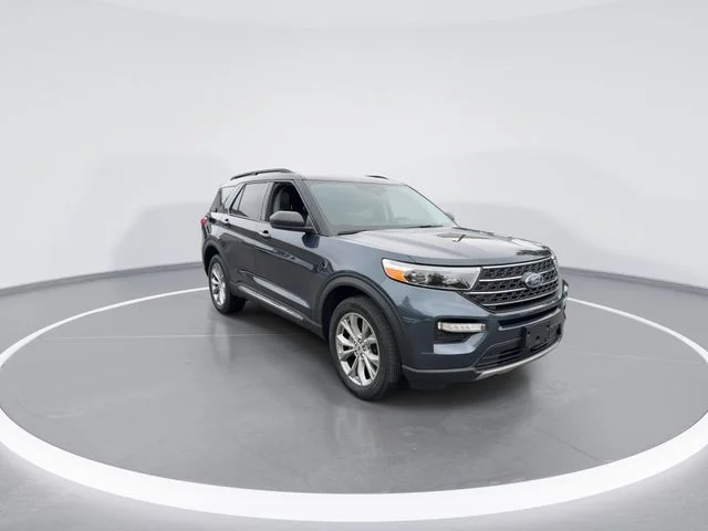 Used 2023 Blue Ford XLT image 2