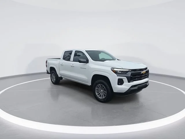 Used 2026 White Chevrolet LT image 2