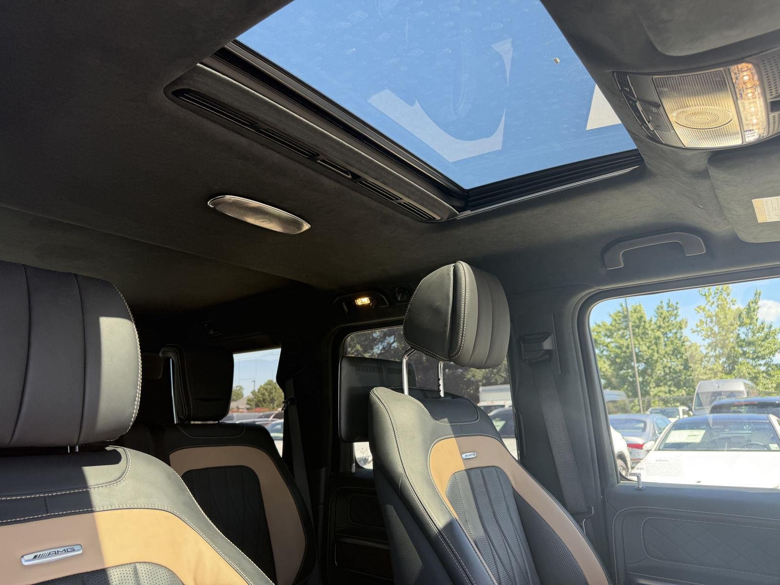 Certified Used 2025 MANUFAKTUR Desert Silver metallic Mercedes-Benz AMG® G 63 image 31