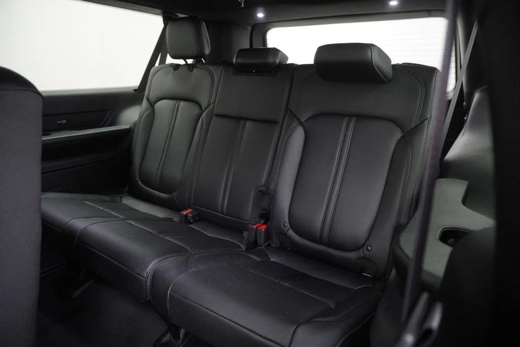 New 2026 High Gloss Black Exterior Paint Jeep Limited Altitude image 18