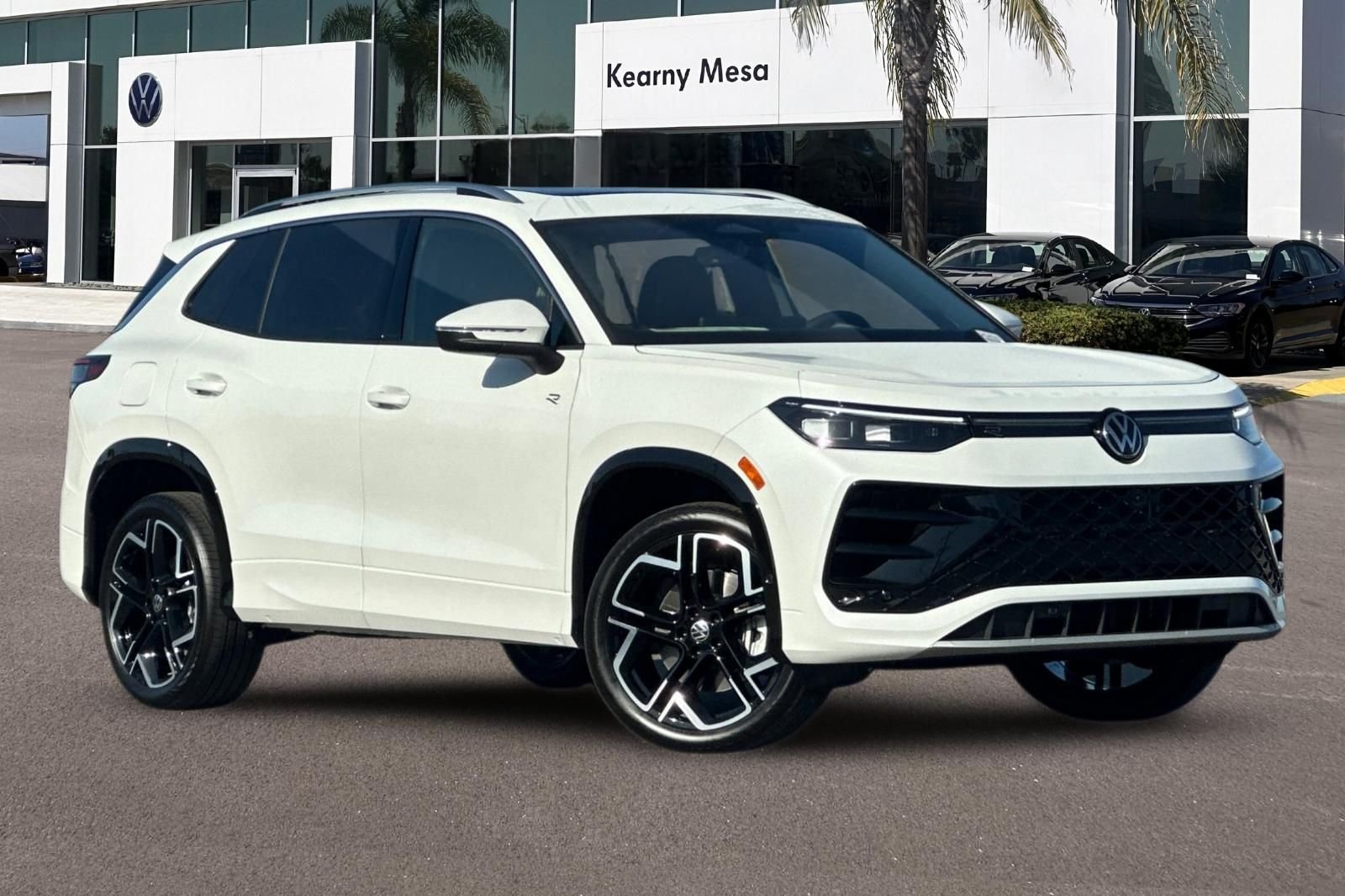 New 2026  Volkswagen 2.0T SEL R-Line Turbo image 2