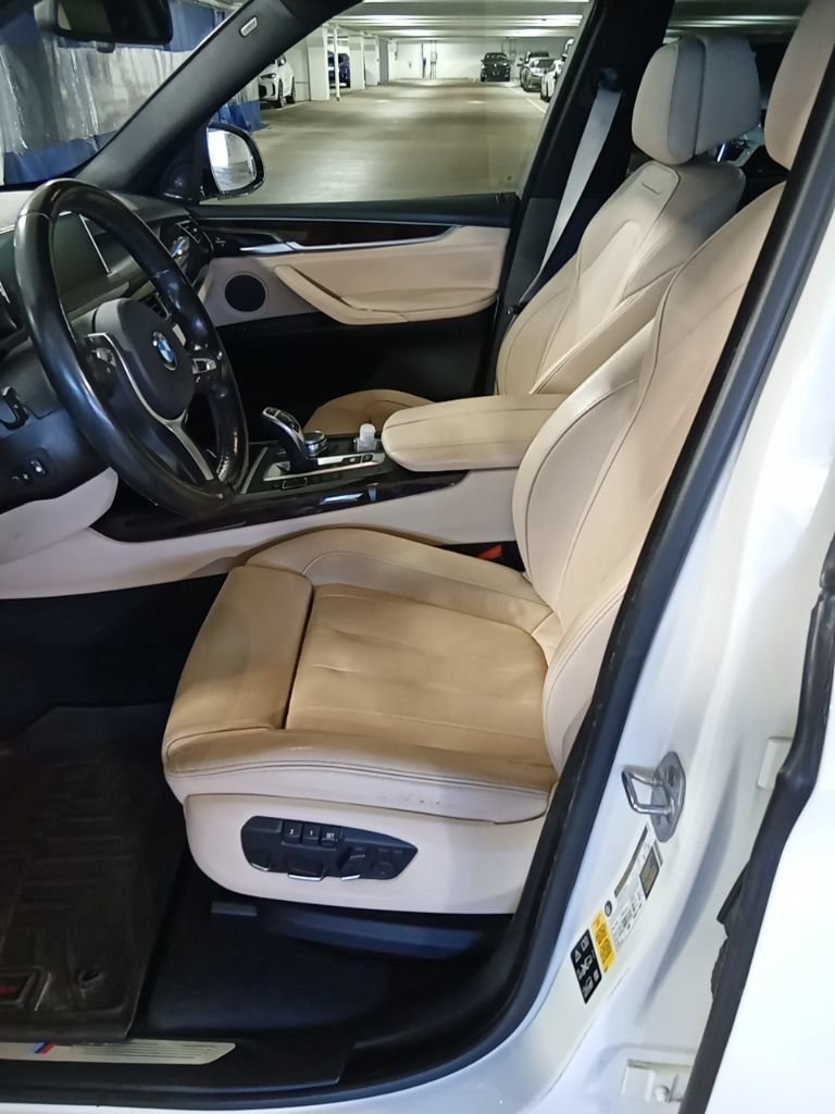 Used 2017 Alpine White BMW xDrive35i image 9