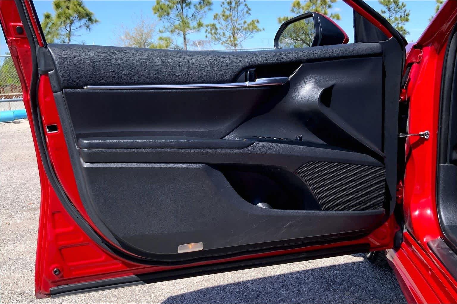 Used 2019 Supersonic Red Toyota SE image 21