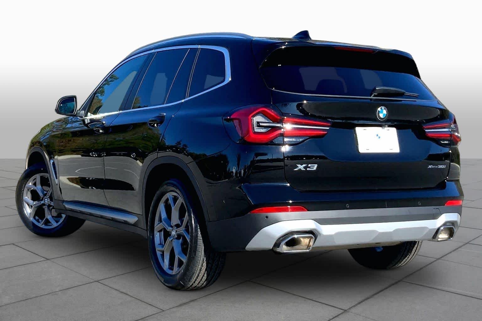 Used 2023 Jet Black BMW xDrive30i image 11