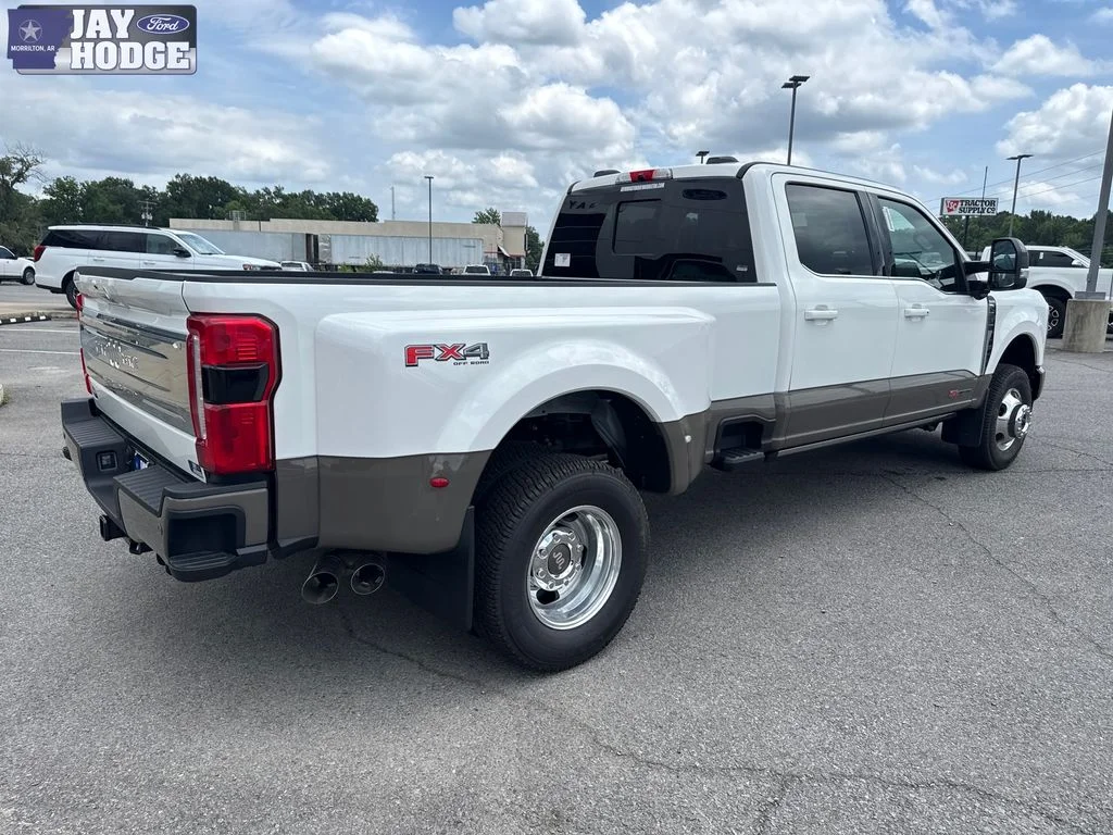 New 2026 Star White Metallic Tri-Coat Ford F-350® King Ranch® image 7