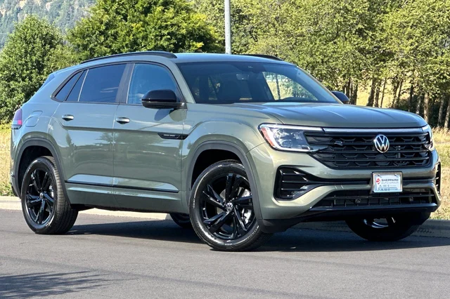 2026 Volkswagen Atlas Cross Sport 2.0T SEL R-Line Black
