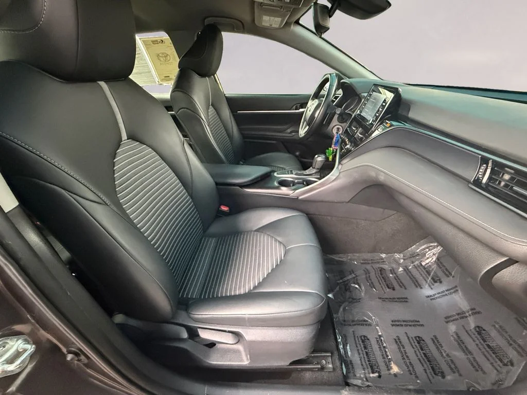 2024 Toyota Camry SE - Photo 17