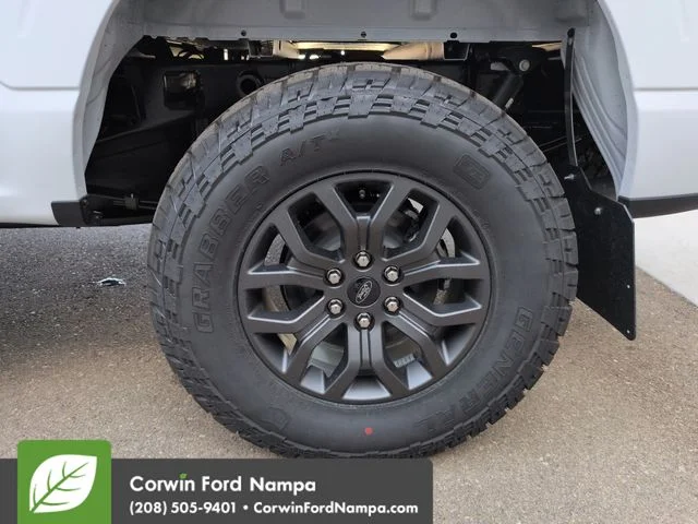 New 2026 Oxford White Ford Tremor image 33