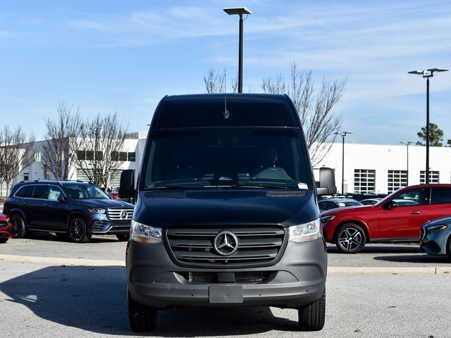 New 2026 Jet+Black Mercedes-Benz Cargo 170 WB image 45