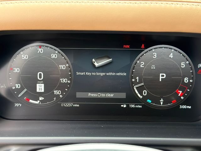 Used 2025  Land Rover X-Dynamic SE image 27