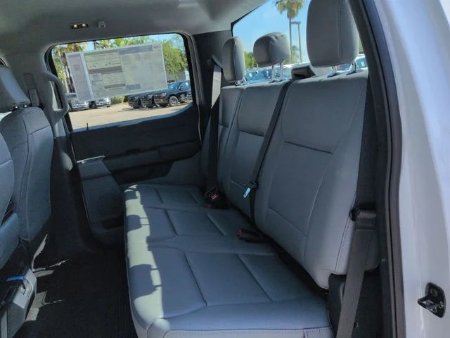 New 2026 Oxford White Ford F-250® XL image 14
