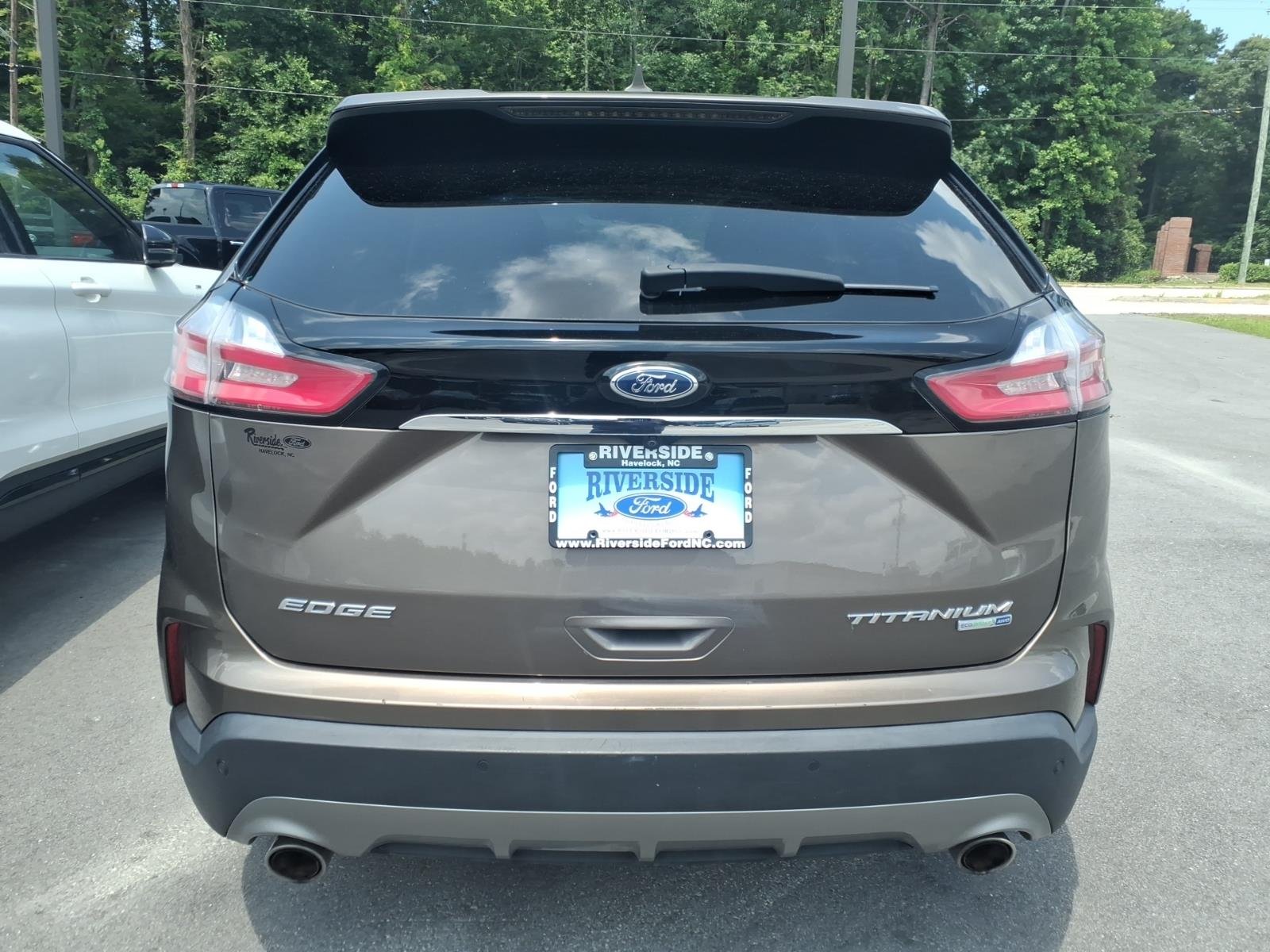 Used 2019 Stone Gray Metallic Ford Titanium image 4