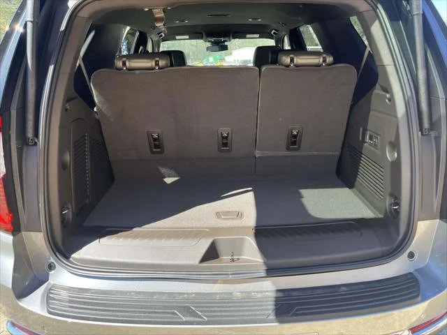New 2026 Sterling Metallic GMC Elevation image 29