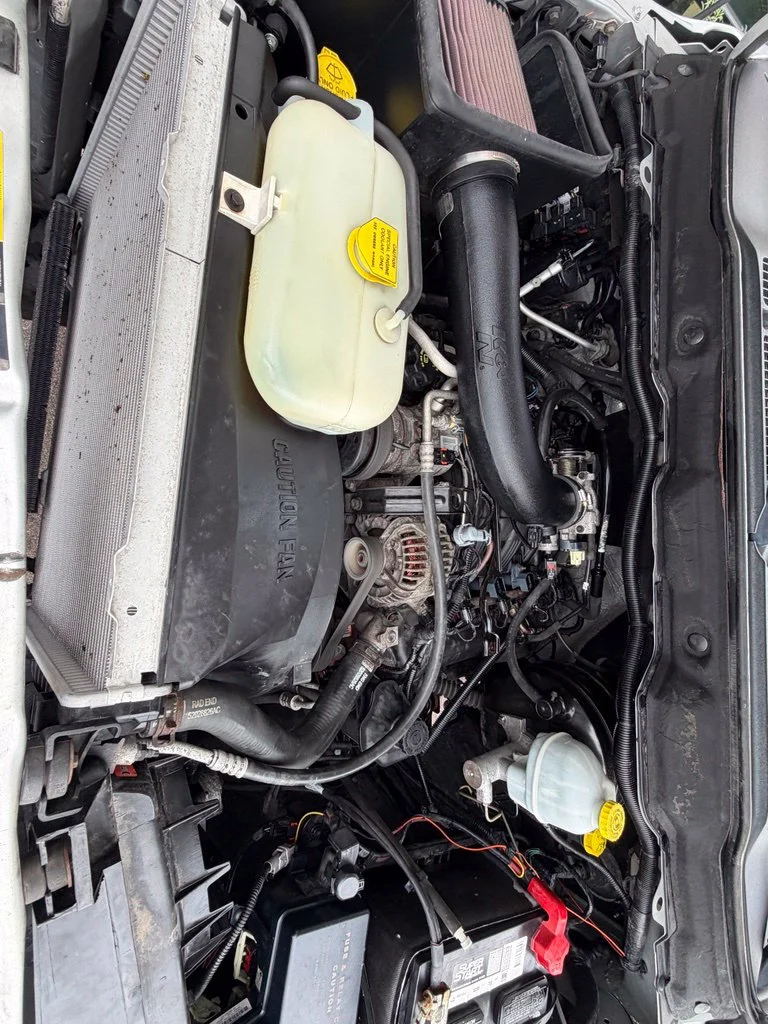 Used 2004 Silver Dodge ST image 7