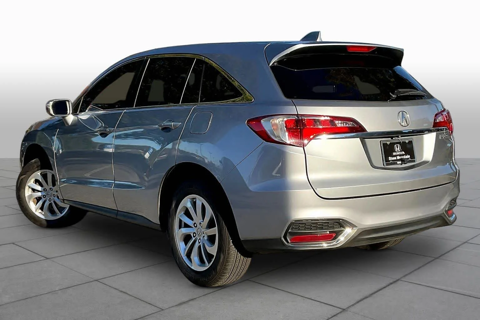 Used 2016 Slate Silver Metallic Acura Tech Pkg image 11