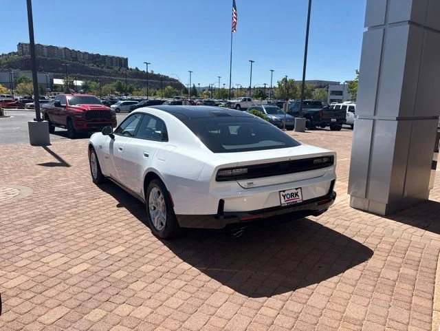 New 2026 White Knuckle Exterior Paint Dodge R/T image 6