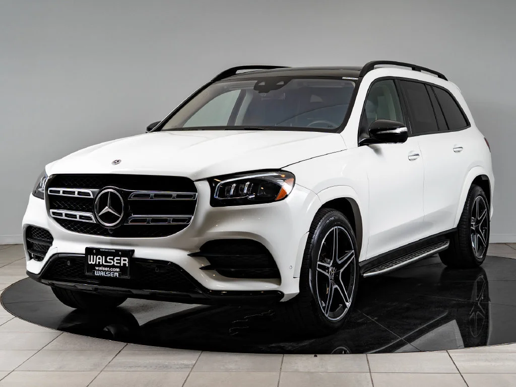 Used 2023 Polar White Mercedes-Benz GLS 580 image 1