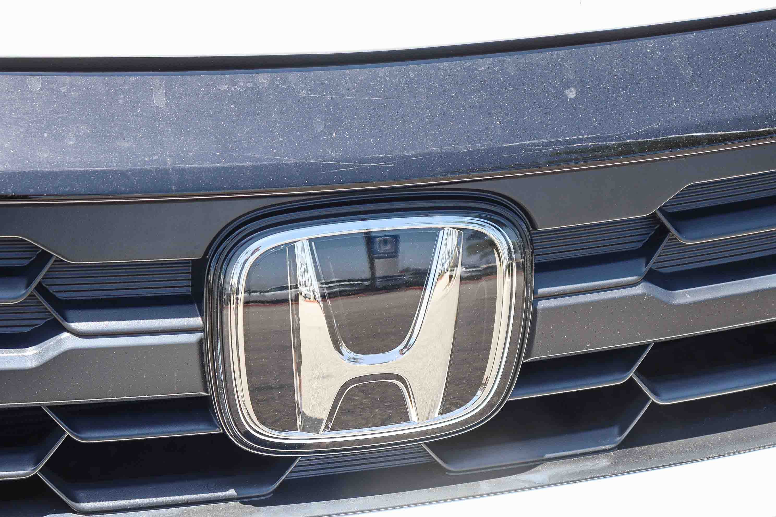New 2026 Platinum White Pearl Honda EX-L Auto image 4