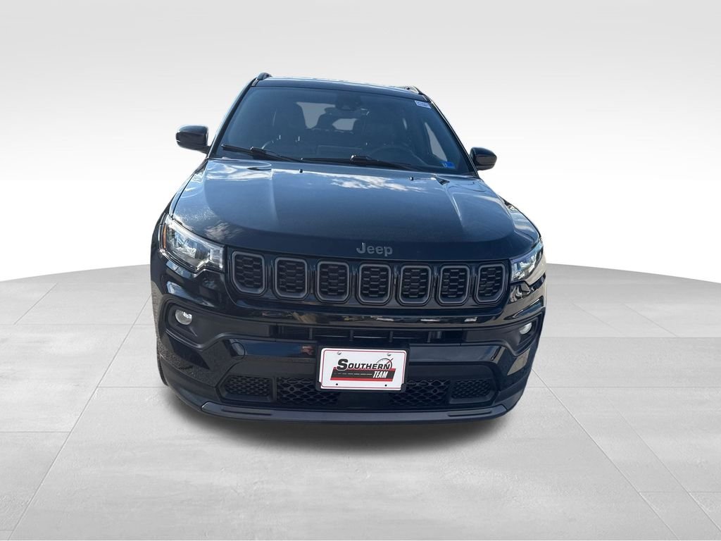 Used 2025 Black Jeep Latitude image 9