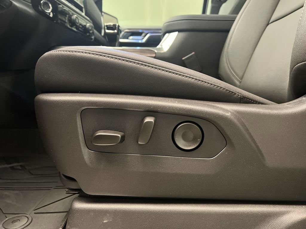 2026 Chevrolet Silverado 1500 LTZ - Photo 12