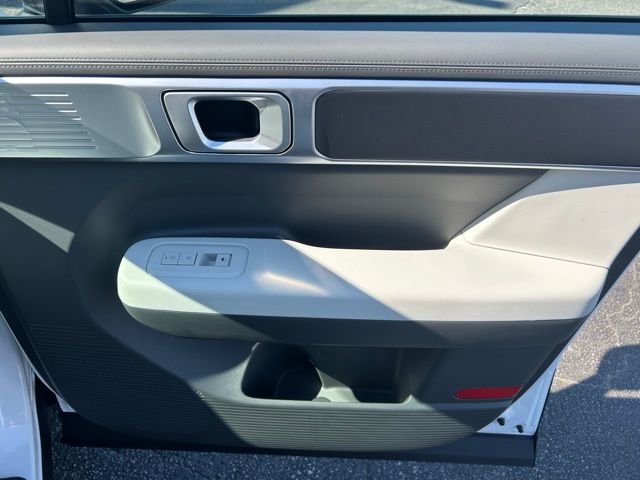 2026 Hyundai Santa Fe SE - Photo 10