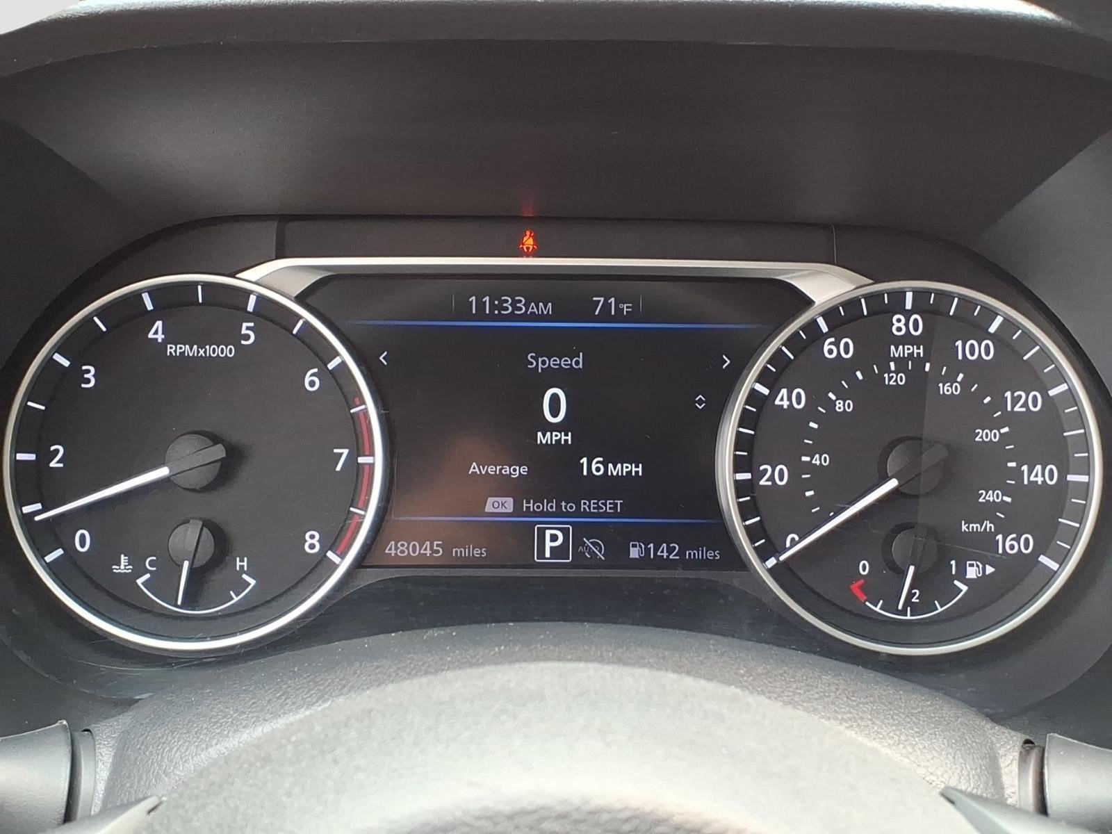 Used 2025 Super Black Kh3 Nissan SV image 24