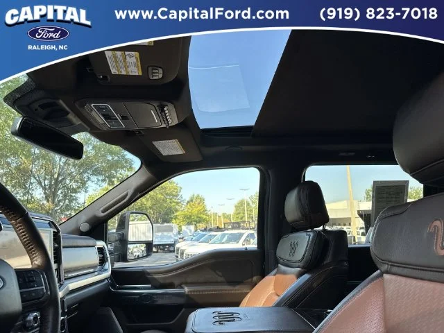 Used 2025  Ford King Ranch image 22