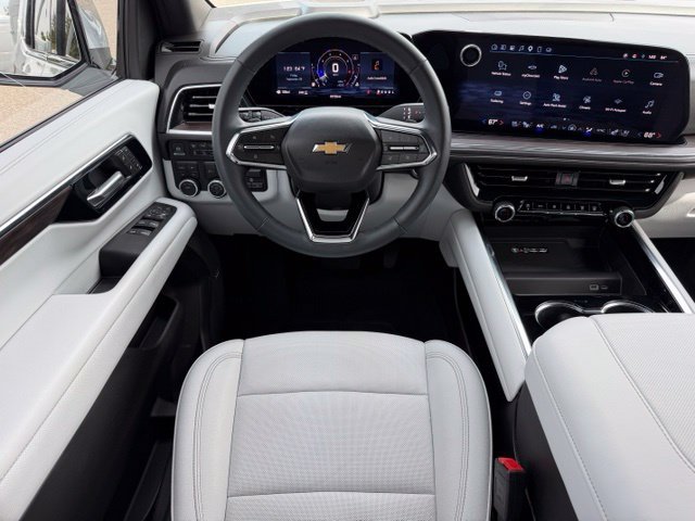 Used 2025 Beige Chevrolet Premier image 12