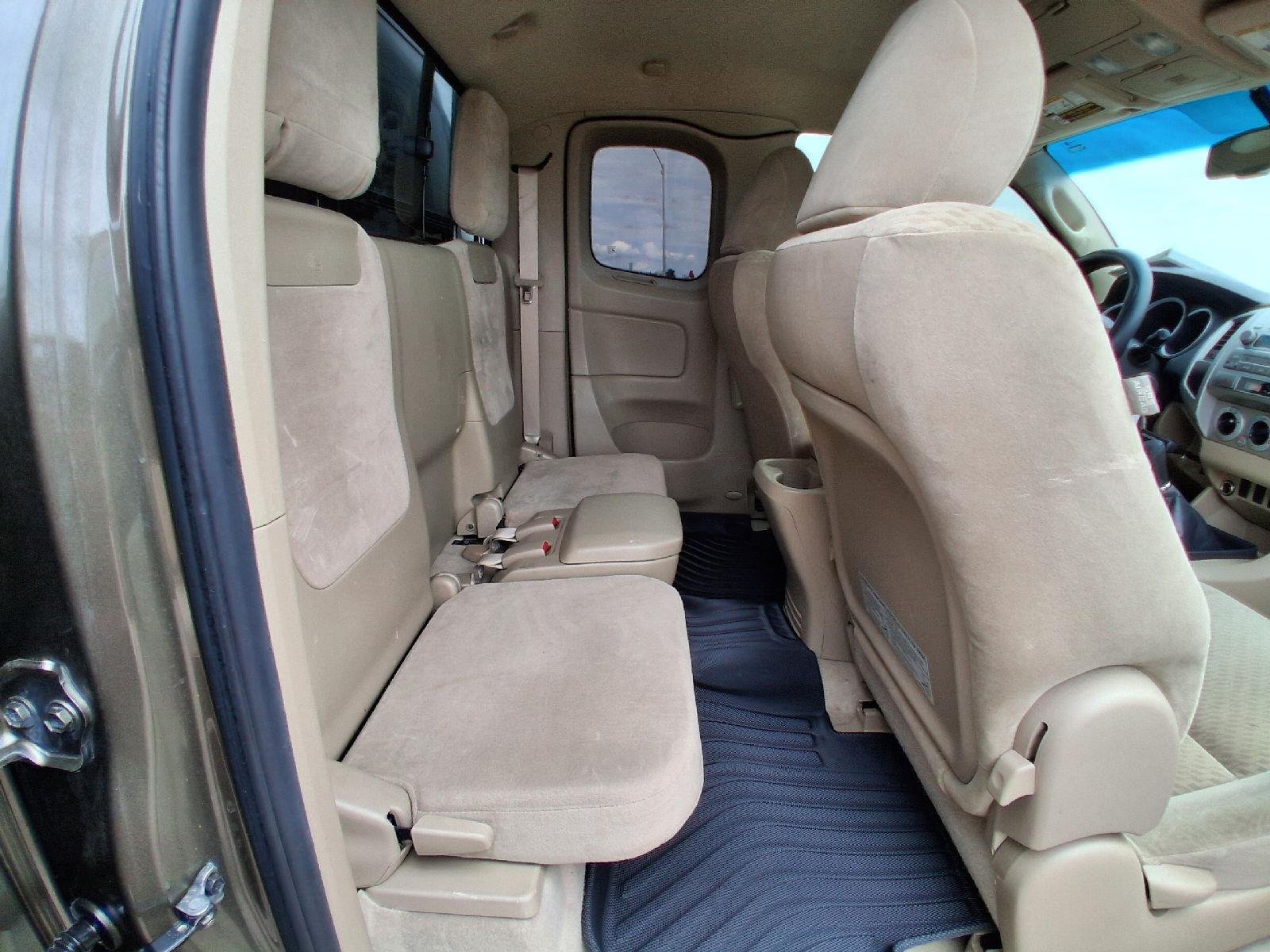 Used 2009 Pyrite Mica Toyota PreRunner image 27
