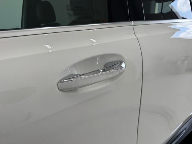 Certified Used 2024 Polar White Mercedes-Benz GLB 250 image 42