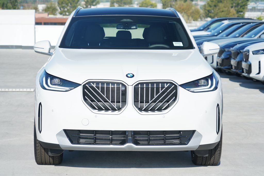New 2026 Alpine White BMW 30 xDrive image 2