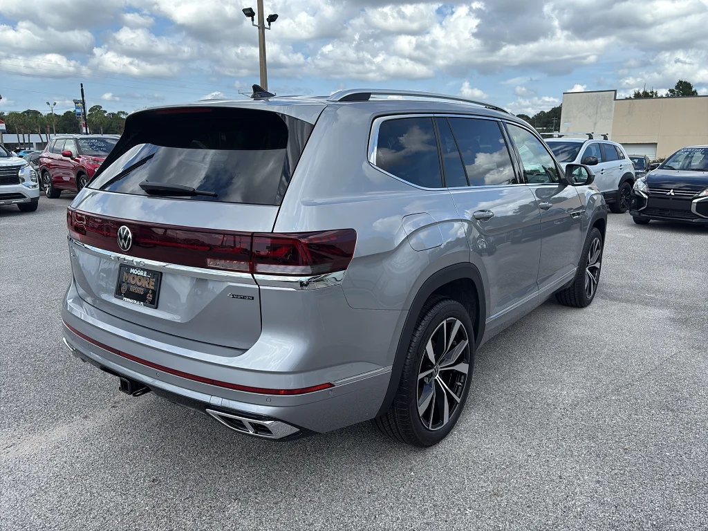 2026 Volkswagen Atlas SEL Premium R-Line - Photo 6