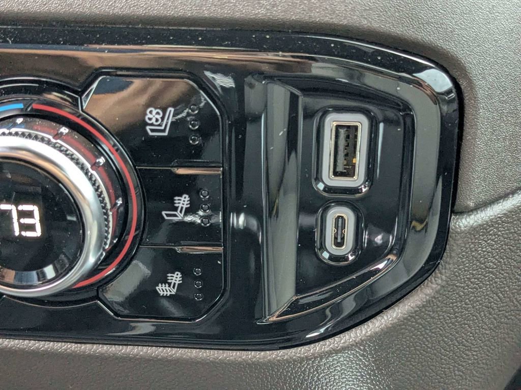 2026 GMC Sierra 1500 SLT - Photo 23