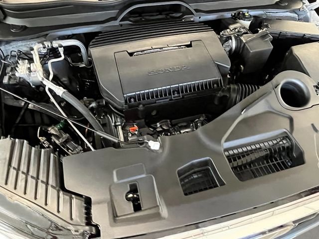 New 2026 Sonic Gray Pearl Honda Touring image 12