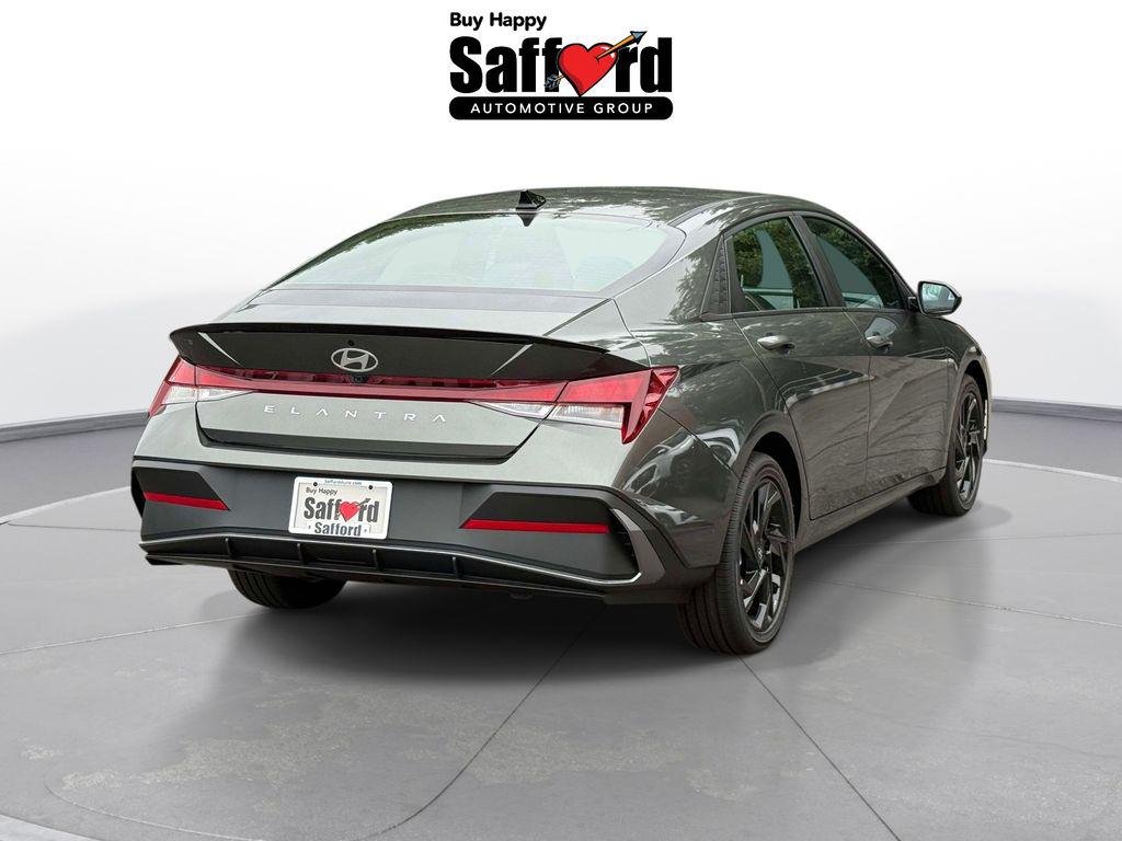 New 2026 Amazon Gray Hyundai SEL Sport image 8