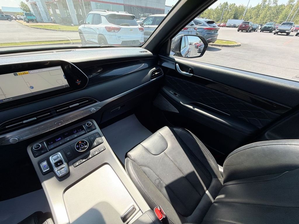 Used 2020 Gray Hyundai Limited image 11