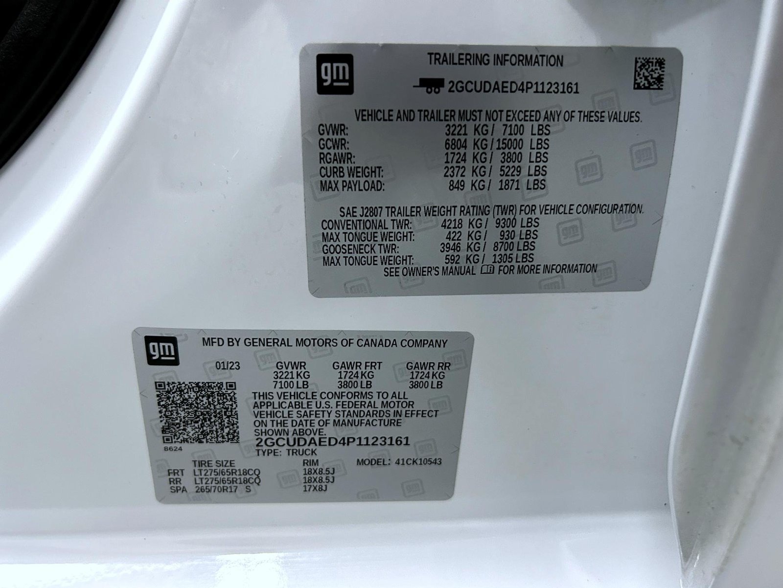 Used 2023 Summit White Chevrolet WT image 25