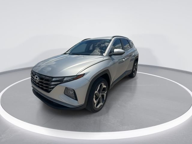 Used 2023 Silver Hyundai SEL image 4