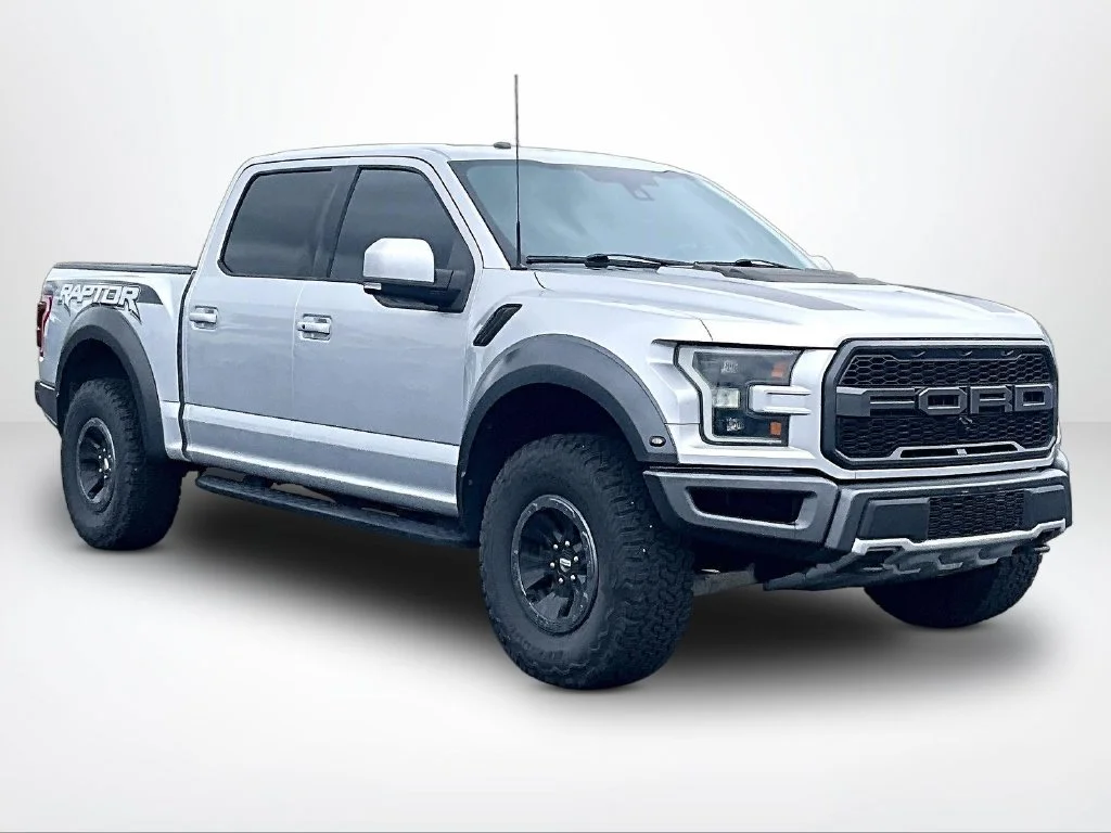 Used 2017 White Ford Raptor image 12
