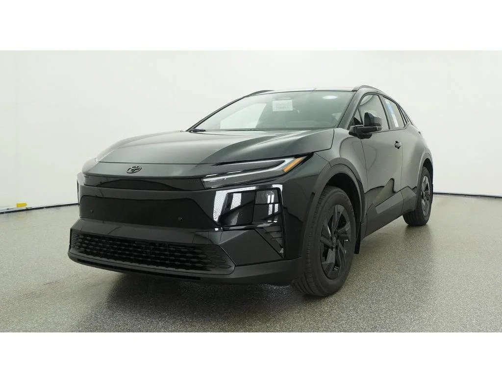 New 2026 Midnight Black Metallic Toyota SE image 32