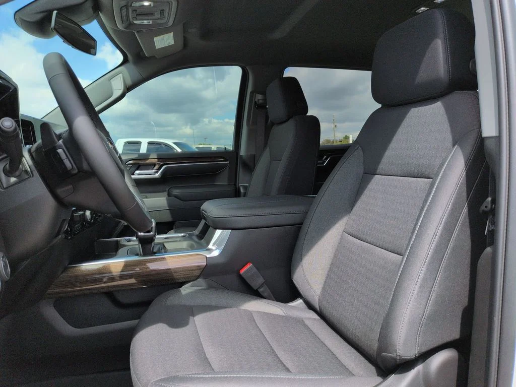 2026 Chevrolet Silverado 1500 LT - Photo 16