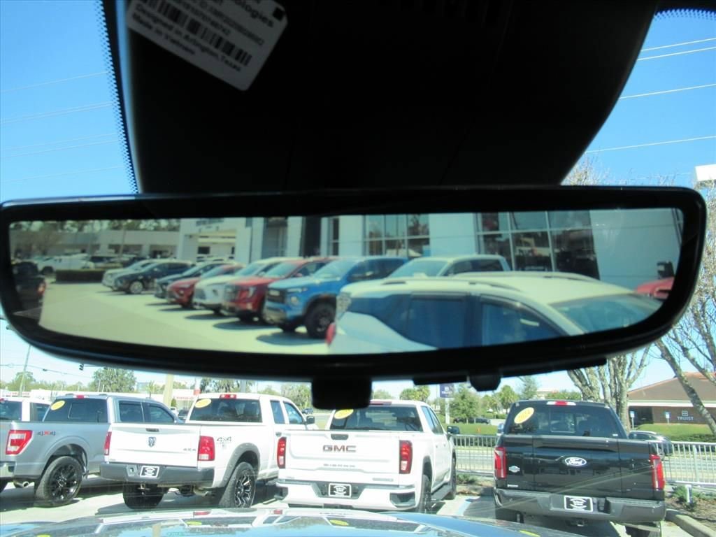 New 2026 Sterling Metallic GMC AT4X image 31