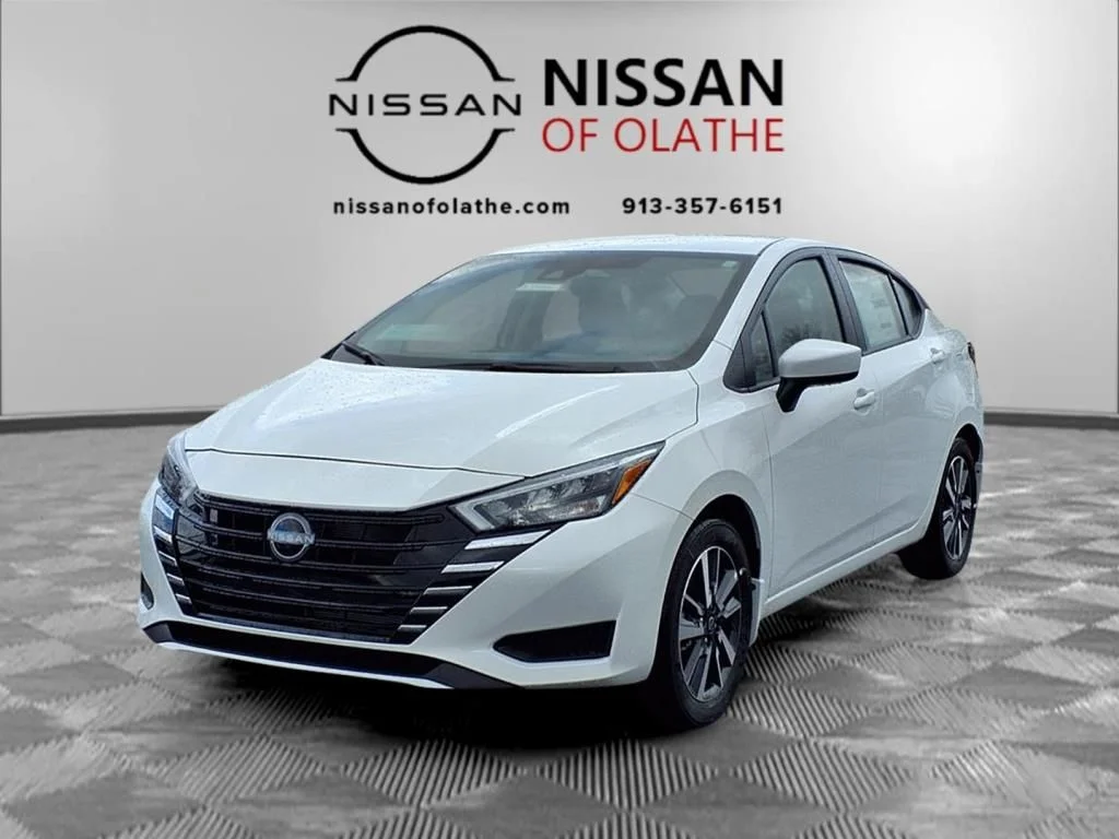2025 Nissan Versa 1.6 SV CVT's photo